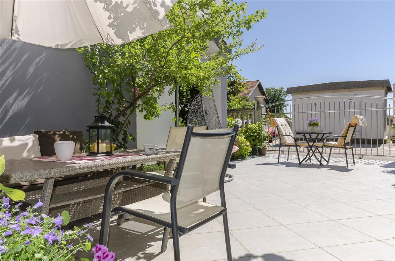 Apartments Keran - By Suites Living Водице Екстер'єр фото